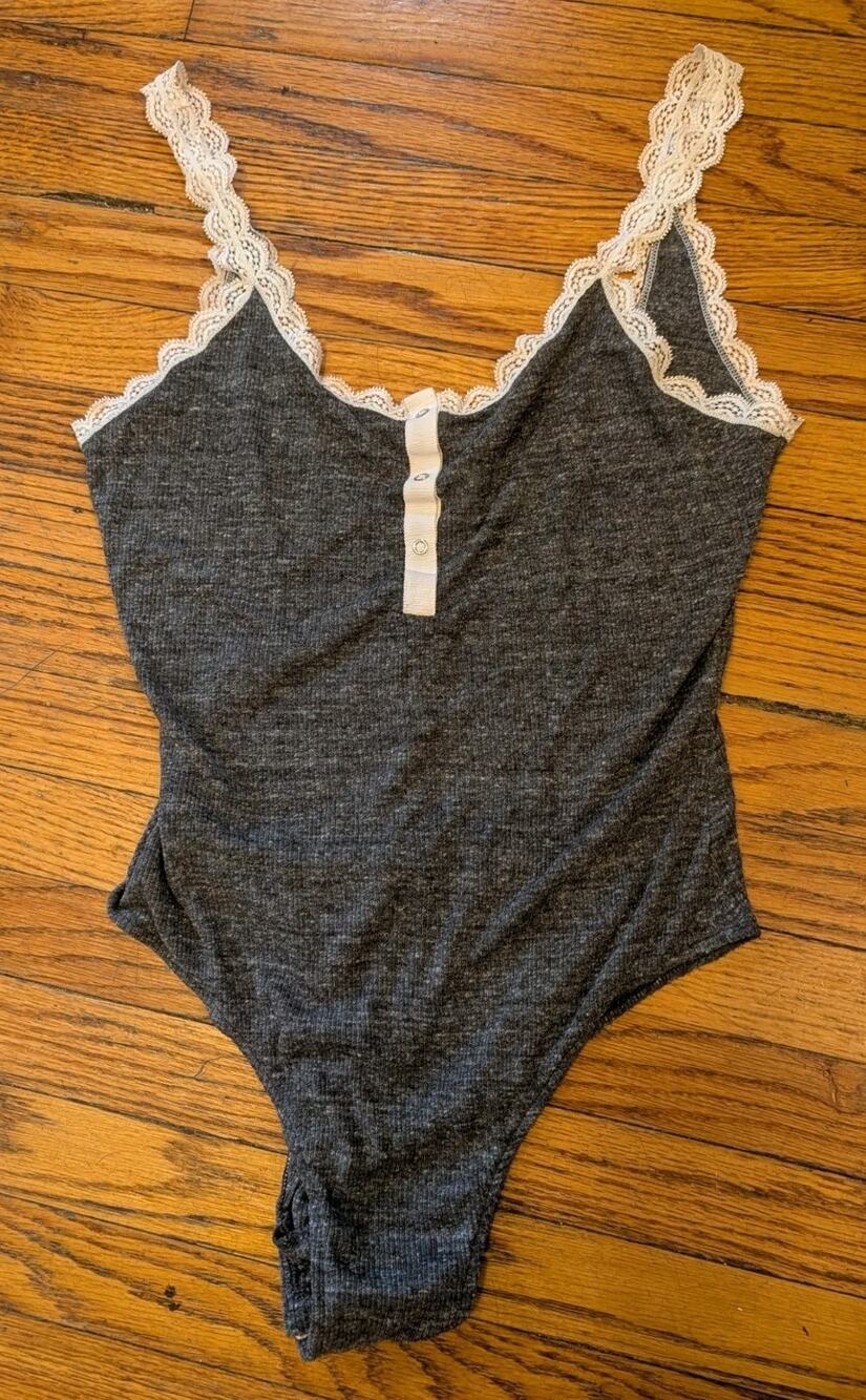 Victoria's Secret Bodysuit Women's Medium Gray Lace Shirt